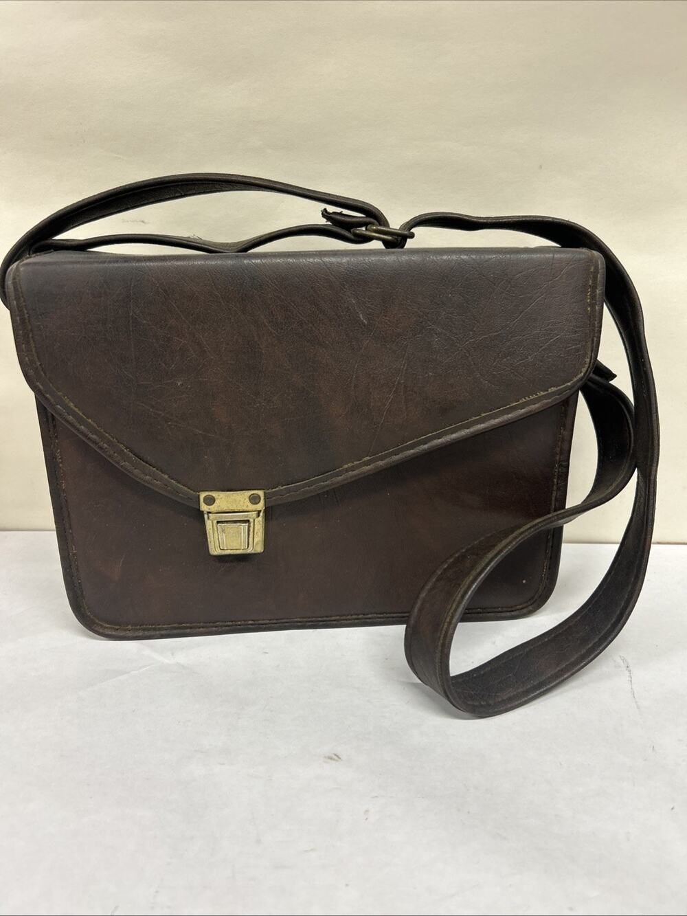 Vintage Hard Body Camera Bag Carrying Case Soft Lined GREAT COND!!